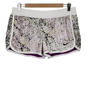 Nike  Women's Reversible Purple Short Speckled Pattern Athletic Size Large